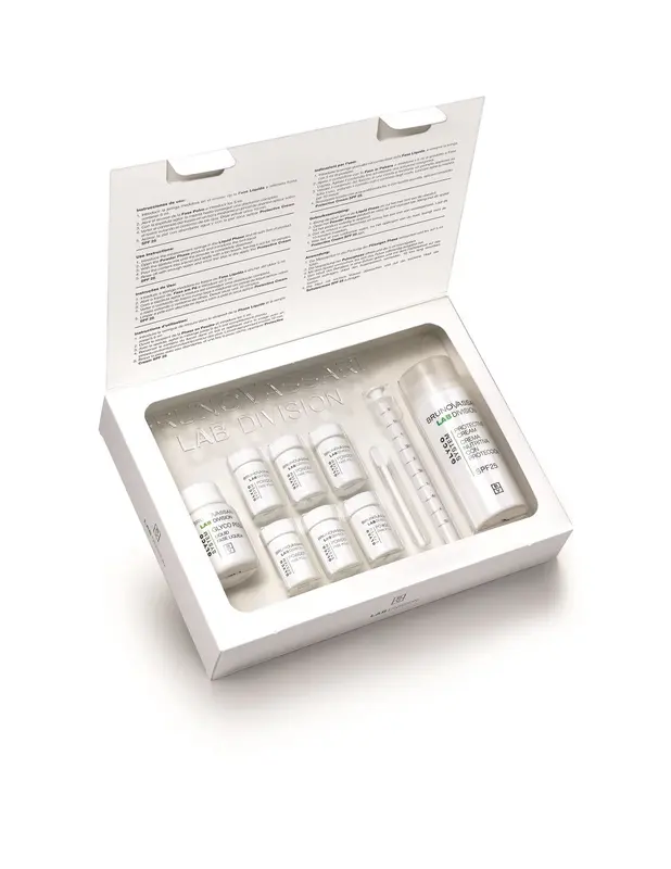 Set Bruno Vassari: Glyco System Eliminates Impurities Exfoliating Powder 6 pieces 0.30g + Glyco System Protects & Hydrates Fa...