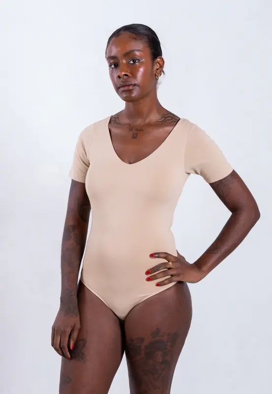 Organic Cotton V-Neck Bodysuit, Oat | Size: M