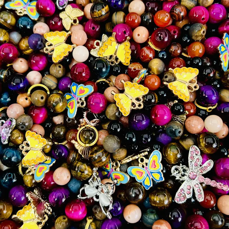 C - Saturday's Crystal Mix - Live Packing [Ships from US]