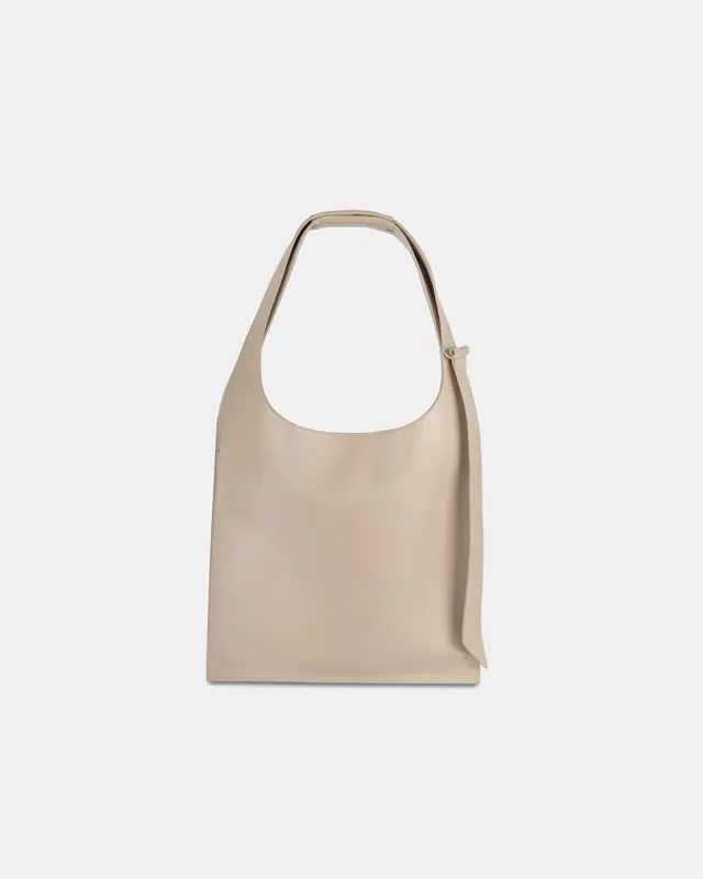BO Corn Leather Shopper | Color: Black