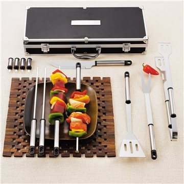 15 Promotional Grill Master Set - 13-piece & Aluminum Case