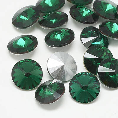 Pointed Back Glass Rhinestone Cabochons