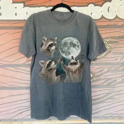 Racoons howling at the Moon Nursing Top