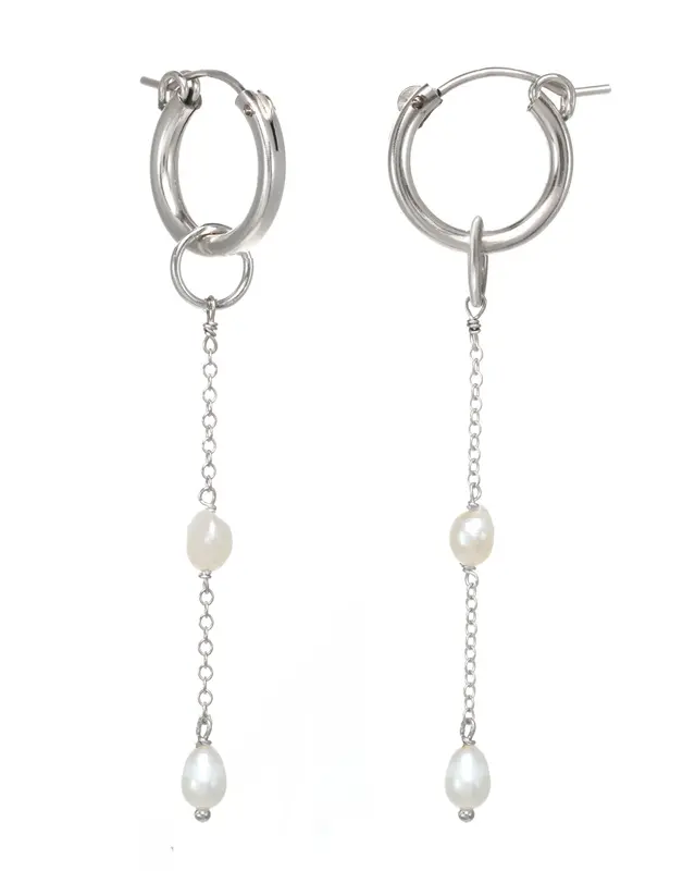 Slone Earrings | Metal Color: Silver