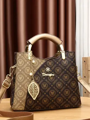 Fashionable Pu Leather Texture Handbag, Elegant Bag with Leaf Charm, Casual Versatile Temperament Commuter Shoulder Bag for W...