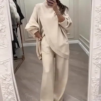 Women's 2-Piece Oversized Sweater & Pants Set