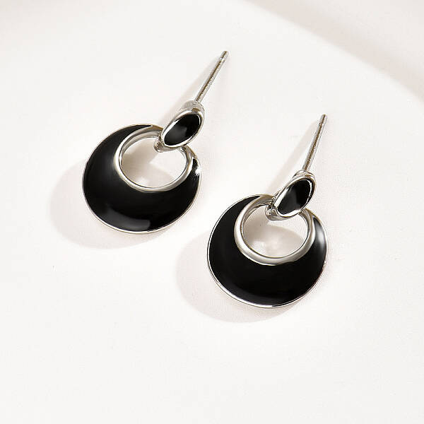 Simple and Stylish Earrings for Women