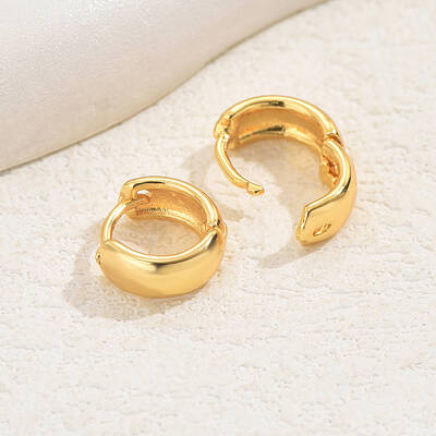 Fashionable Classic Versatile Brass Hoop Earrings with High-end Style for Women
