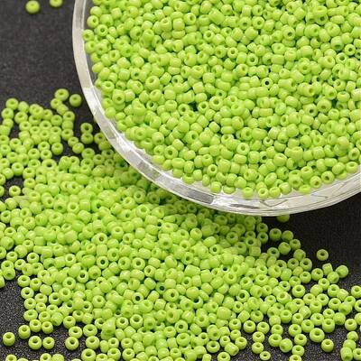 8/0 Glass Seed Beads