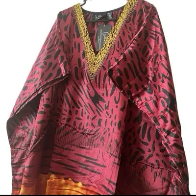 Plus Size Kaftan Dress for Women - Casual Spring/Summer Wear with Floral Design and Elegant Neckline