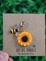 Cute Sunflower & Bee Design Keychain, Creative Bee Charm Keychain for Women & Men, Fashion Accessories for Bag & Car Key Deco...