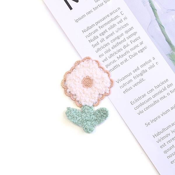 Flower Shape Towel Embroidery Style Cotton Iron on/Sew on Patches