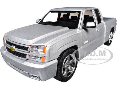 2006 Chevrolet Silverado SS Pickup Truck Silver Metallic Timeless Legends Series 1/25 Diecast Model Car by Motormax