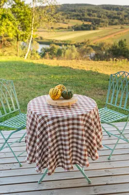Linen tablecloth in Mocha Gingham | Size: Round 79