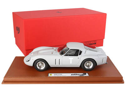 Ferrari 250 GTO Willy Mairesse - Stirling Moss Test Monza (1961) with DISPLAY CASE Limited Edition to 462 pieces Worldwide 1/...