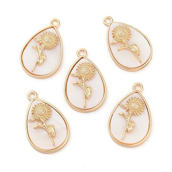 Natural Freshwater Shell Flower Pendants