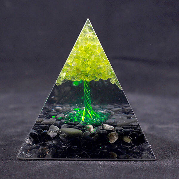Orgonite Pyramid Resin Energy Generators