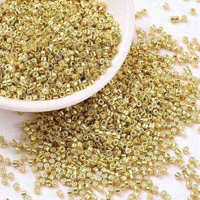 Cylinder Seed Beads