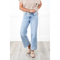Vervet Mid Rise Light Wash Dad Jeans