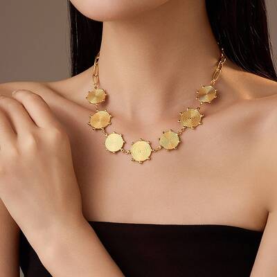 304 Stainless Steel Flat Round Vortex Bib Necklaces for Women