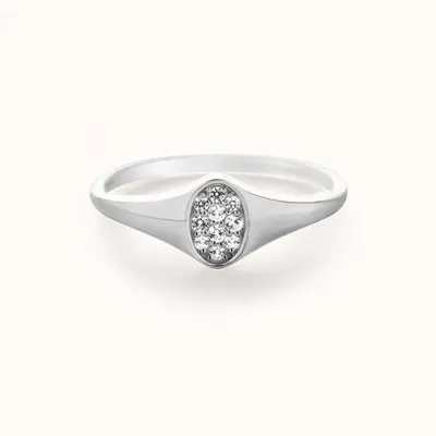Oval Pavé Signet Ring | White Gold