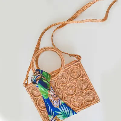 Cross Body Mambo Bag - Straw Bag - Handmade Iraca Palm Bag | Color: Café