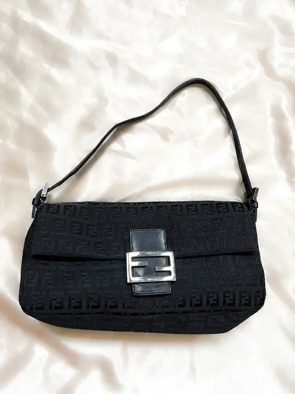 Pre-owned FENDI Canvas Shoulder Bags Monogram Black Baguette