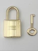 Mini Padlock with Key, Fashionable Bag Accessories for Women & Men, Trendy All-match & Exquisite Bag Keychain for Birthday Gi...