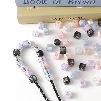 Transparent Acrylic Beads