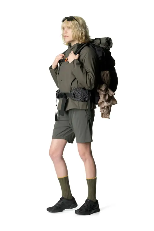 W's Wadi Shorts | Color: baremark green | Size: M