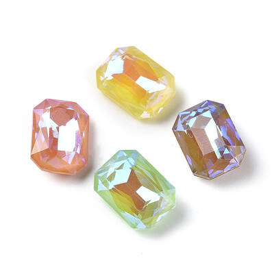 Faceted Glass Pointed Back Rhinestone Cabochons