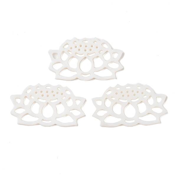 Natural White Shell Carved Cabochons