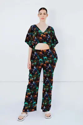 Upcycled - The Winnie - Crop Top  in Dark Nature | Size: S/M/L