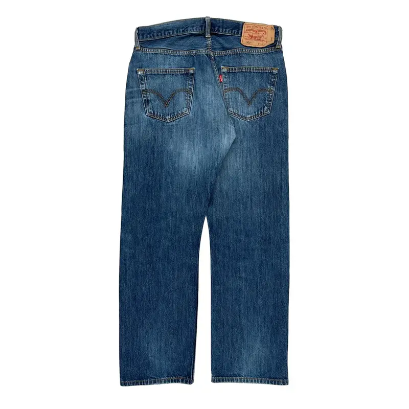 501 Levis Jeans - 34W 31L Blue Cotton | Size: 34″ waist