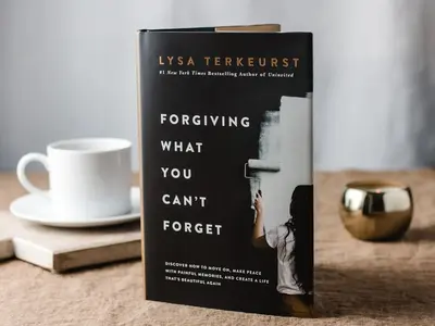 Forgiving What You Can't Forget: Discover How to Move On, Make Peace with Painful Memories, and Create a Life Thats Beautiful...