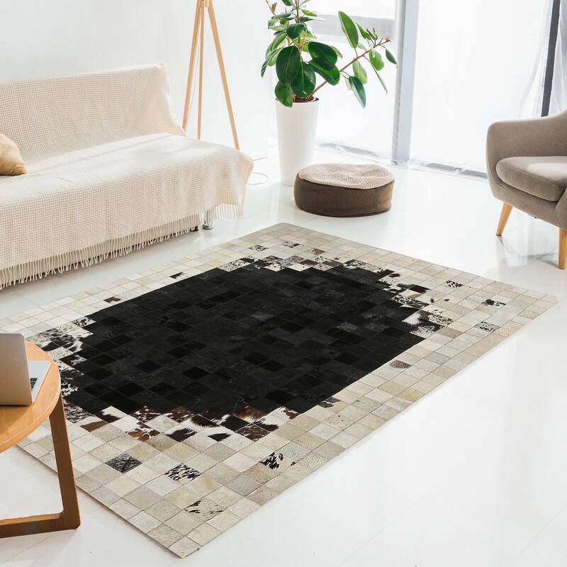 Cream & Black Gradient Design Cowhide Patchwork Rug