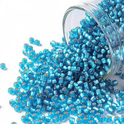 TOHO Round Seed Beads