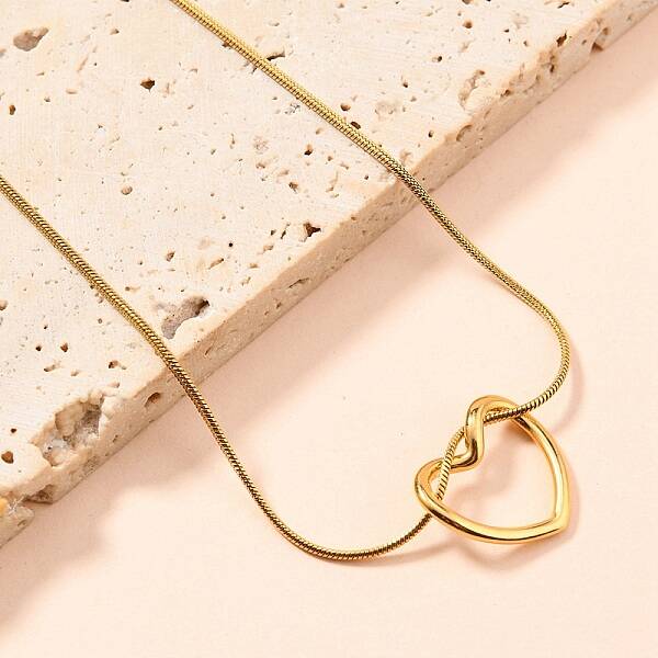 201 Stainless Steel Hollow Heart Pendant Snake Chain Necklaces for Women