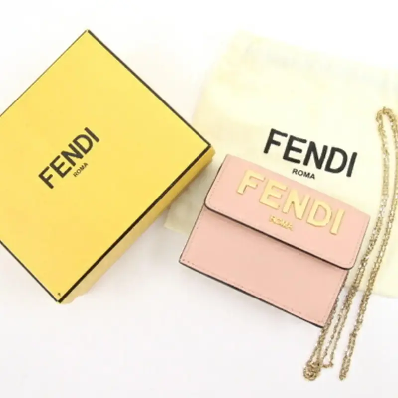 Pre-owned FENDI Leather small leather goods Preloved Roma Pink Trifold Wallet on Chain 2G3RT8W 092724 P