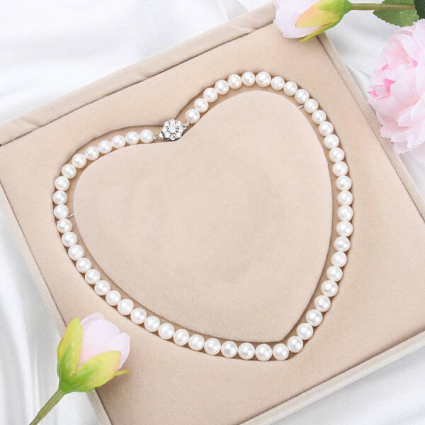 Natural Freshwater Pearl Beaded Necklaces for Women