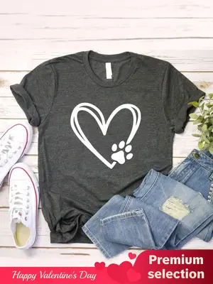 Women's Heart Print Short Sleeve T-Shirt, Summer Clothes Women, Vintage Graphic Tees, Casual Graphic Round Neck Tee for Summ...