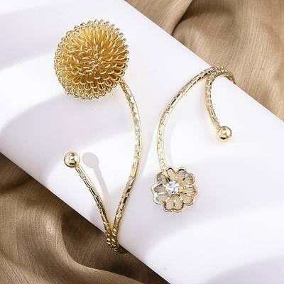 PincushionAlloy Arm Cuff Bangles for Girl Women