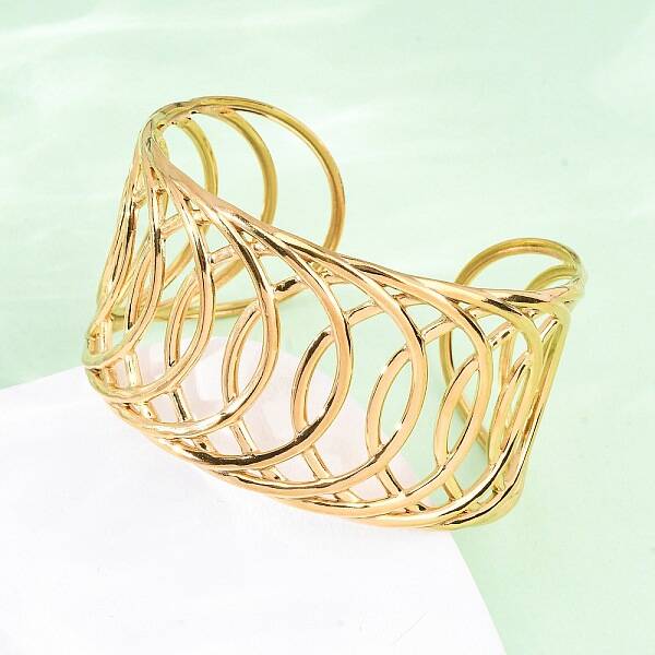 Europe and America Style 304 Stainless Steel Cuff Bangles for Women