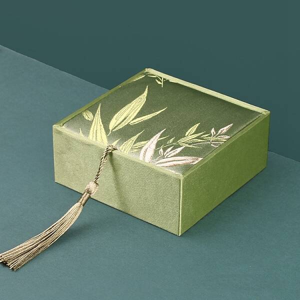 Chinese Style Bamboo Leaf Brocade & Satin Box