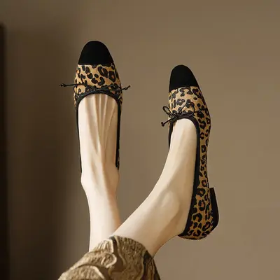 CHIKO Barnett Round Toe Block Heels Pumps Shoes