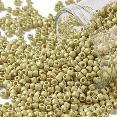 TOHO Round Seed Beads