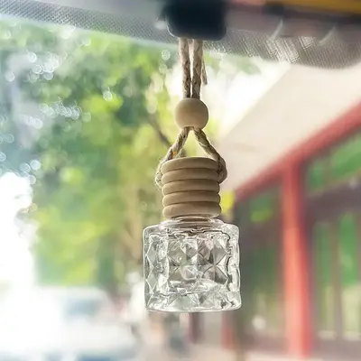 Car Decor Hanging Diffuser Perfume Bottle, High-end Style Pendant Empty Bottle Car Decoration, Car Interior Decor Accessory, ...