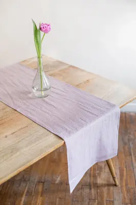 Linen table runner in Dusty Rose | Size: 40x150 cm / 16x59