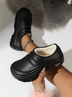 Women's Casual Solid Color Slip on Slippers, 2025 New Style Soft Comfortable Home Slippers, All-match Slippers for Indoor & O...