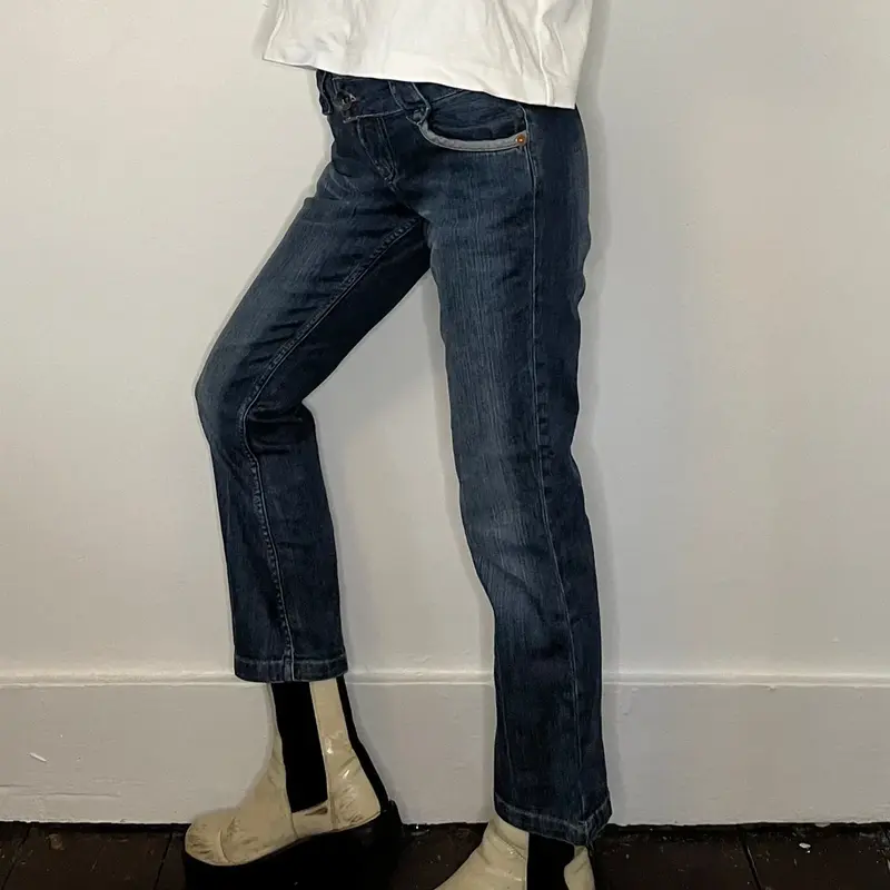 Levis Jeans - 28W UK 6 Blue Cotton